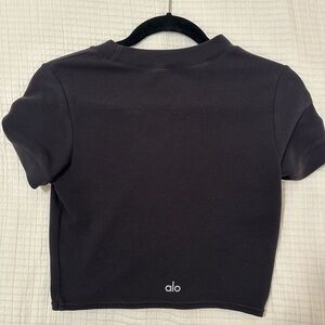 Alo Yoga size S black crop top